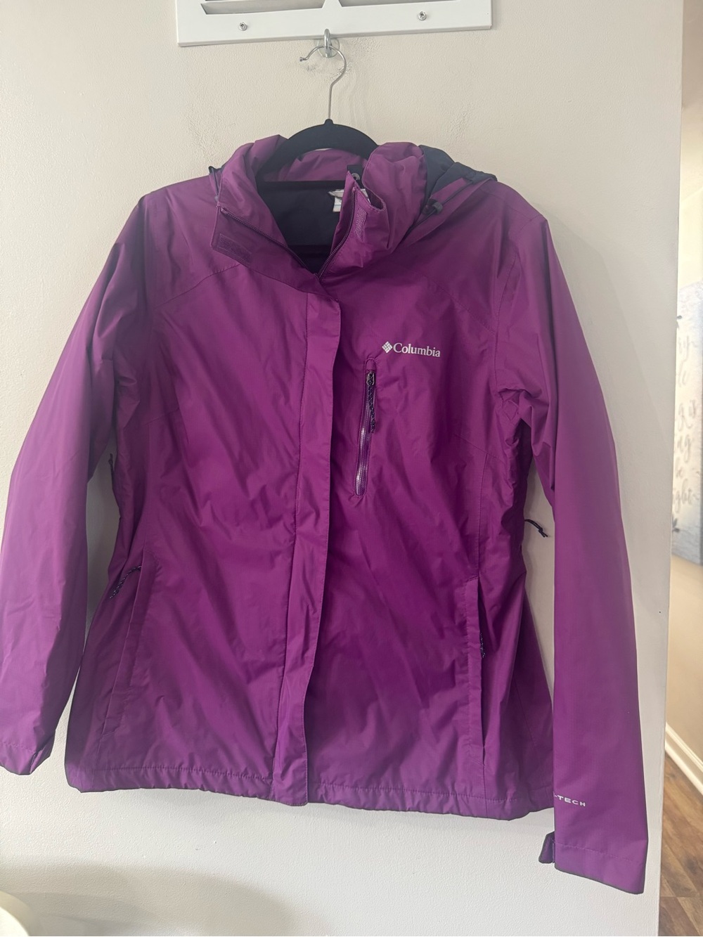 Columbia Women's Purple Waterproof Hooded Jacket Size Large